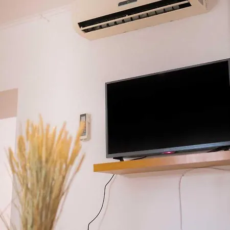 Garden House בית נופש *
