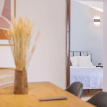 בית נופש Garden House קאנוני